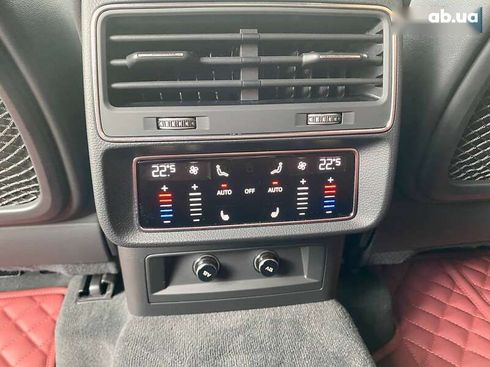 Audi SQ7 2021 - фото 13