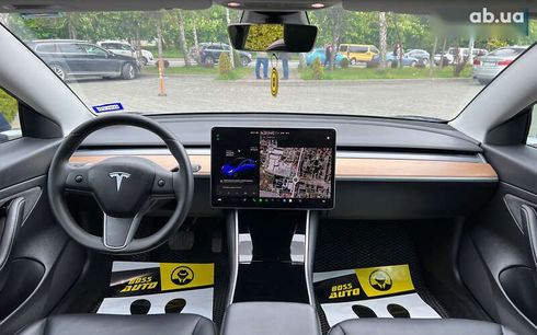 Tesla Model 3 2020 - фото 12