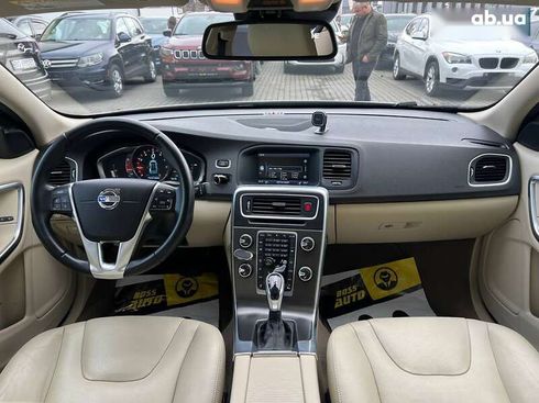 Volvo S60 2014 - фото 21