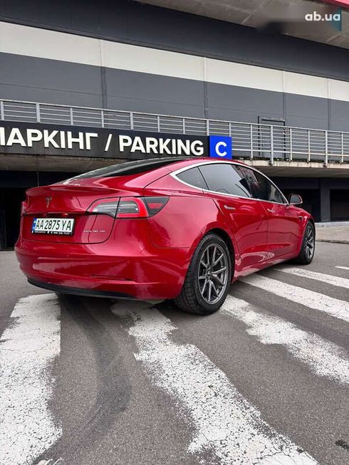 Tesla Model 3 2019 - фото 10