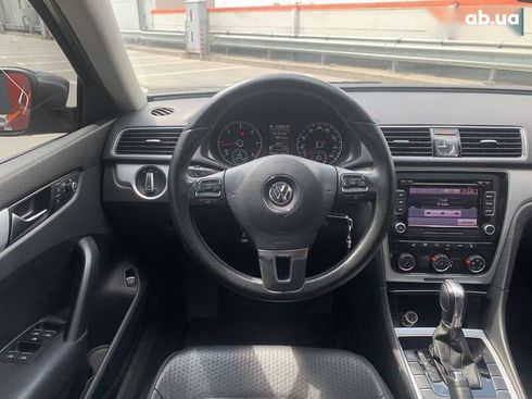 Volkswagen Passat 2012 - фото 14
