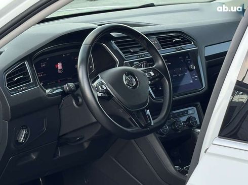 Volkswagen Tiguan 2019 - фото 23