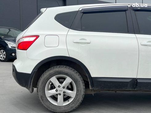 Nissan Qashqai 2011 белый - фото 10