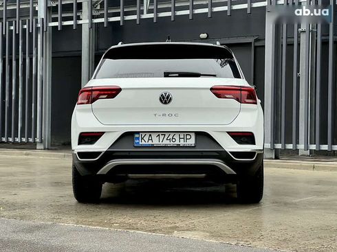 Volkswagen T-Roc 2021 - фото 9