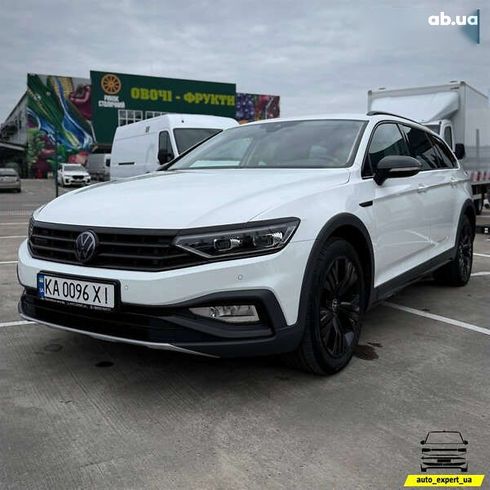 Volkswagen passat alltrack 2021 - фото 7