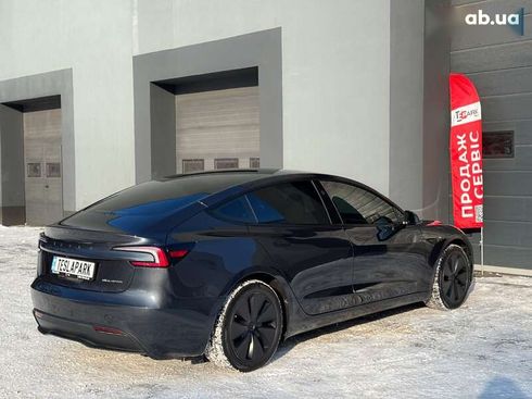 Tesla Model 3 2024 - фото 10