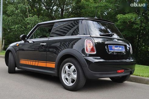 MINI John Cooper Works 2010 - фото 12