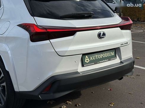 Lexus UX 2021 - фото 15