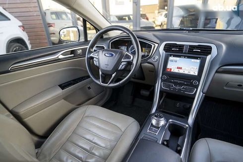 Ford Fusion 2016 - фото 22