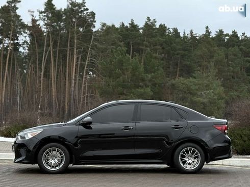 Kia Rio 2017 - фото 15