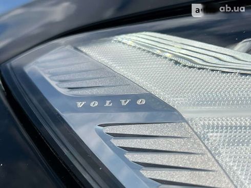 Volvo XC60 2019 - фото 11