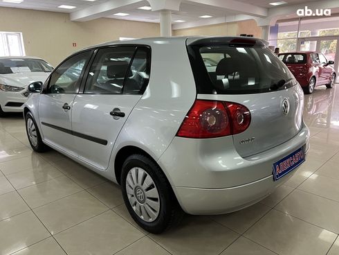 Volkswagen Golf 2005 серебристый - фото 19