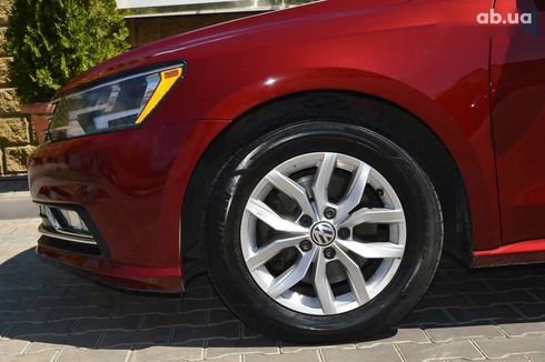Volkswagen Passat 2018 - фото 12