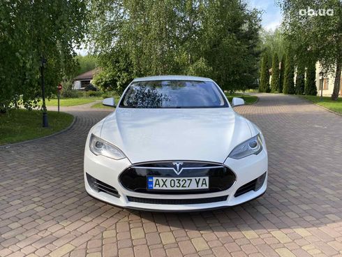 Tesla Model S 2013 белый - фото 3