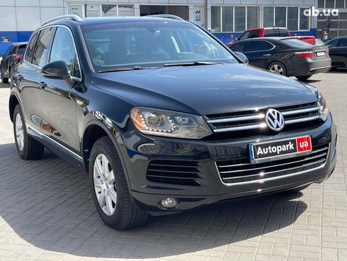 Volkswagen Touareg 2012 черный - фото 3