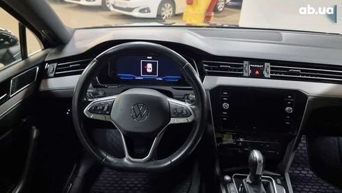 Volkswagen Passat 2021 - фото 9