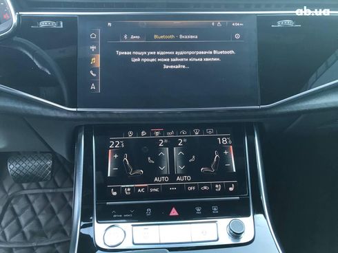 Audi Q8 2019 серый - фото 16