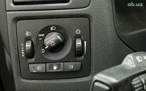 Volvo V50 2010 - фото 13