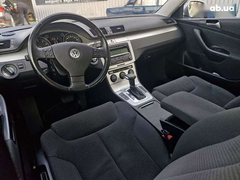 Volkswagen Passat 2009 - фото 21