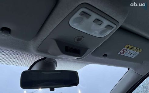 Renault Zoe 2013 - фото 16