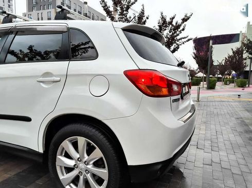 Mitsubishi Outlander 2015 - фото 14