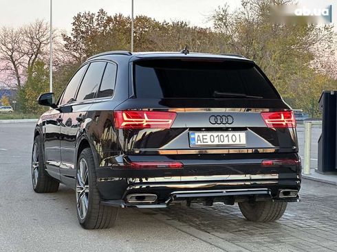 Audi Q7 2017 - фото 13