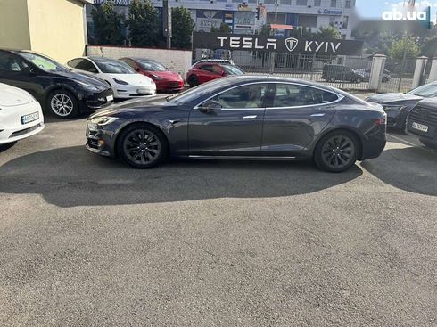Tesla Model S 2018 - фото 7
