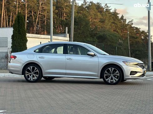 Volkswagen Passat 2021 - фото 9