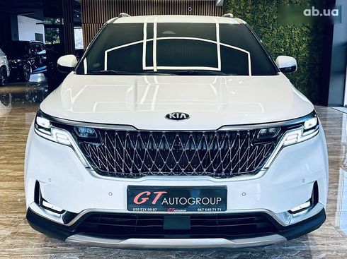 Kia Carnival 2021 - фото 2