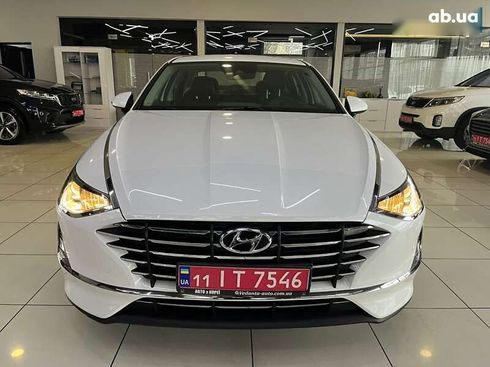 Hyundai Sonata 2019 - фото 2