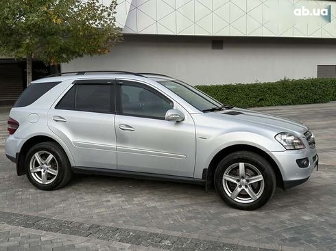 Mercedes-Benz M-Класс 2008 - фото 14
