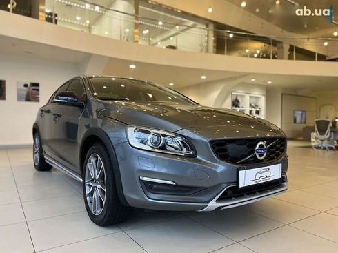 Volvo S60 2015 - фото 5