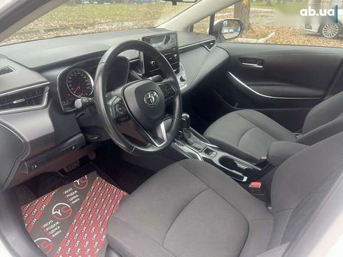 Toyota Corolla 2020 - фото 13