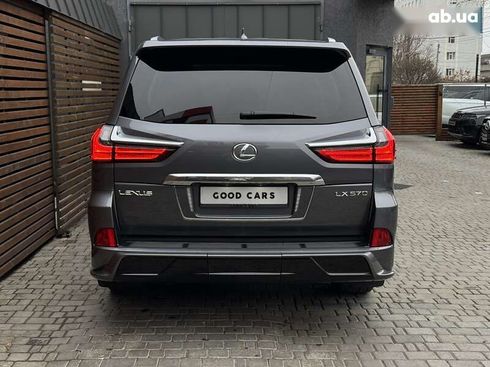 Lexus LX 2020 - фото 24