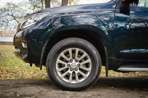 Toyota Land Cruiser Prado 2017 - фото 20