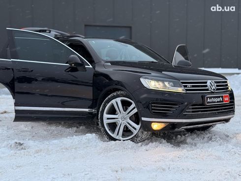 Volkswagen Touareg 2017 черный - фото 39