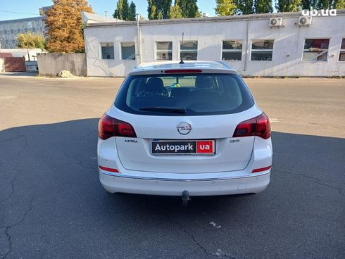 Opel astra j 2015 белый - фото 9