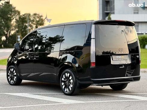 Hyundai Staria 2025 - фото 6