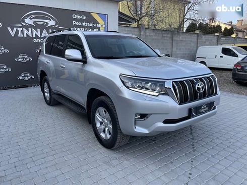 Toyota Land Cruiser Prado 2018 - фото 9