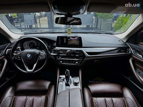BMW 5 серия 2016 - фото 29