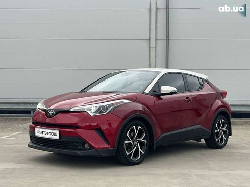 Toyota C-HR 2017 - фото 4