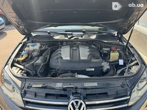 Volkswagen Touareg 2012 - фото 20