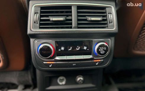 Audi Q7 2017 - фото 14