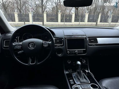 Volkswagen Touareg 2017 - фото 10