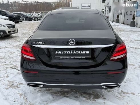 Mercedes-Benz E-Класс 2018 - фото 12