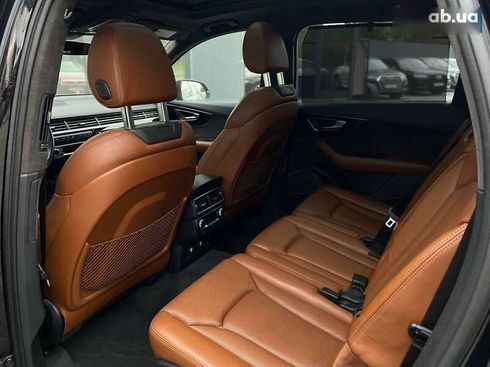 Audi Q7 2017 - фото 24