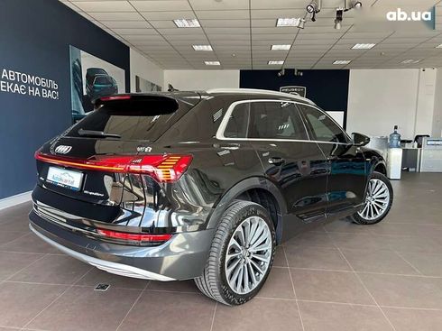 Audi E-Tron 2019 - фото 9