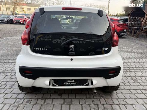 Peugeot 107 2013 - фото 18