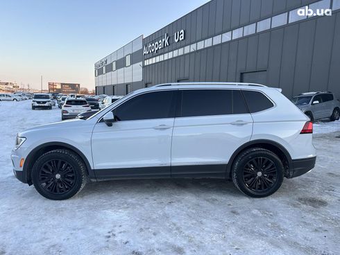 Volkswagen Tiguan 2018 белый - фото 4