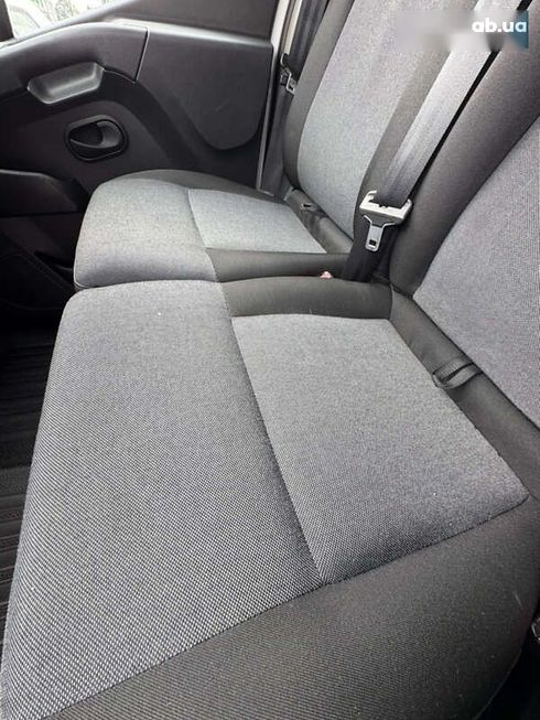 Renault Master 2021 - фото 19
